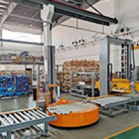 全自動纏繞機(jī)擺臂晃動是壞了嗎？